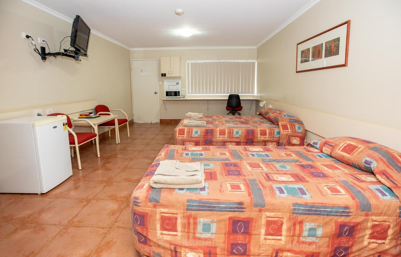 Leichhardt Hotel Motel Cloncurry Exterior foto