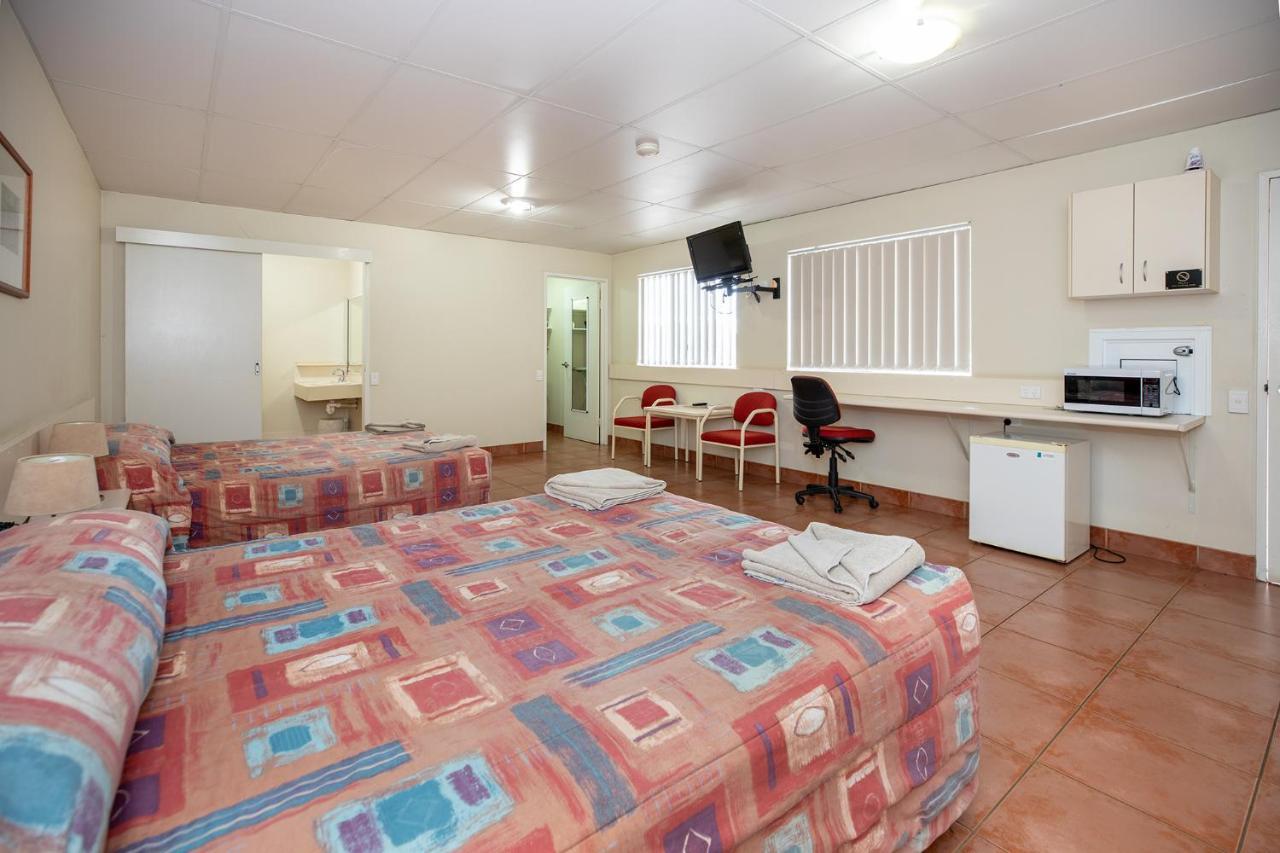 Leichhardt Hotel Motel Cloncurry Exterior foto
